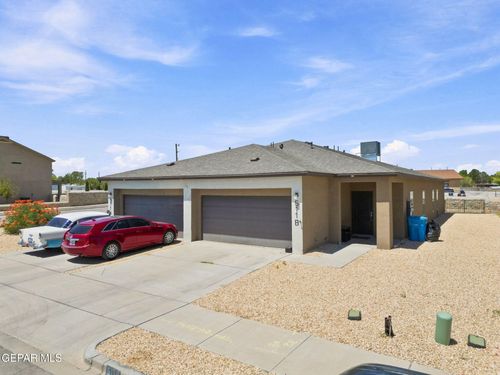 b-511 Dusk View St, Socorro, TX, 79927-4571 | Card Image