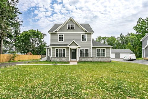 16 Cottage St, Spencerport, NY, 14559-1208 | Card Image