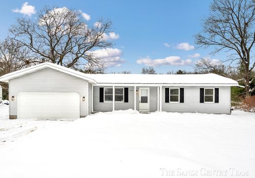 2020 White Lake Dr, Whitehall, MI, 49461-9207 | Card Image