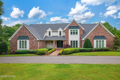 31 Okeena Dr, Jackson, TN, 38305-8817 | Card Image