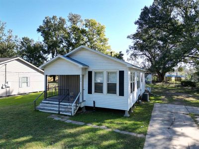 506 N Marchand Ave, House other with 2 bedrooms, 1 bathrooms and null parking in Gonzales LA | Image 1