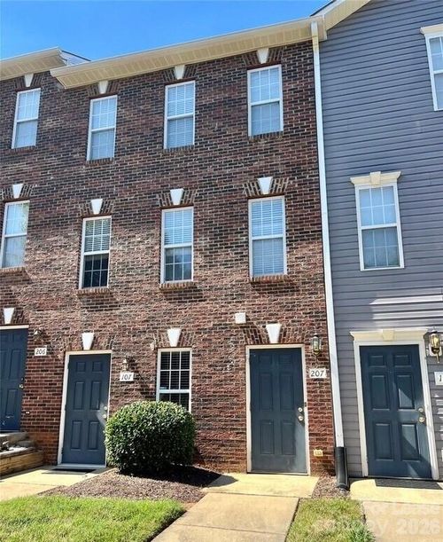 unit-207-113 Steam Engine Drive, Mooresville, NC, 28115 | Card Image