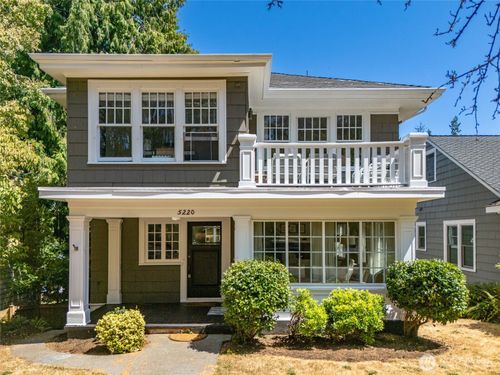 5220 18th Avenue Ne, Seattle, WA, 98105 | Card Image