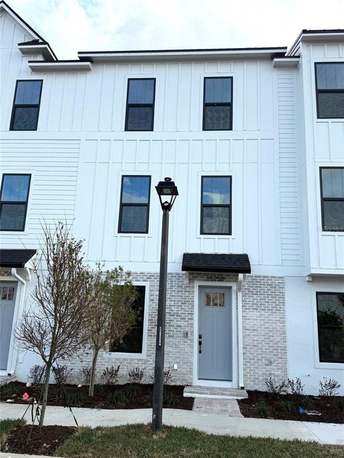 15250 Groveside Rd, WINTER GARDEN, FL, 34787-5880 | Card Image