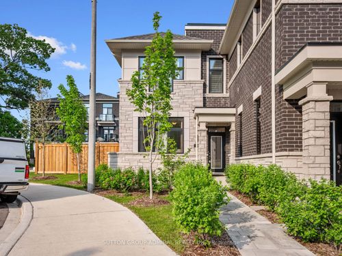 23 Tarmola Park Crt, Toronto, ON, M9L0A6 | Card Image