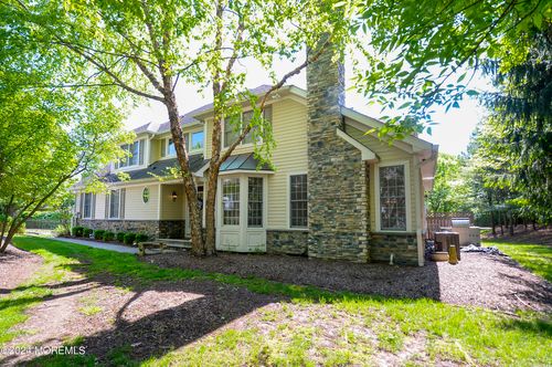 52 Schindler Ct, Upper Saddle River, NJ, 07458-2362 | Card Image