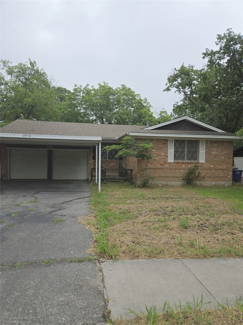 3510 Kingsford Ave, Dallas, TX, 75227-5111 | Card Image