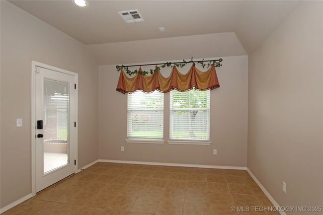 4520 S 204 Th East Ave, House other with 4 bedrooms, 2 bathrooms and null parking in Broken Arrow OK | Image 11