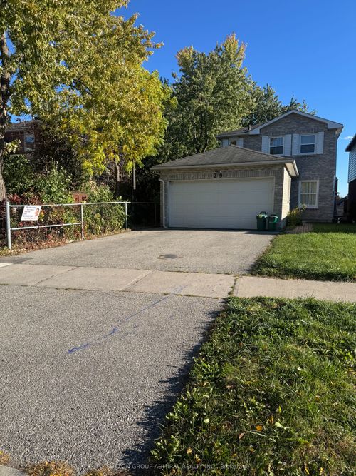 29 Bingham St, Richmond Hill, ON, L4C8Y7 | Card Image
