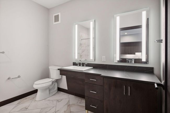 APT-204 - 253 Lake St E, Condo with 1 bedrooms, 1 bathrooms and null parking in Wayzata MN | Image 20