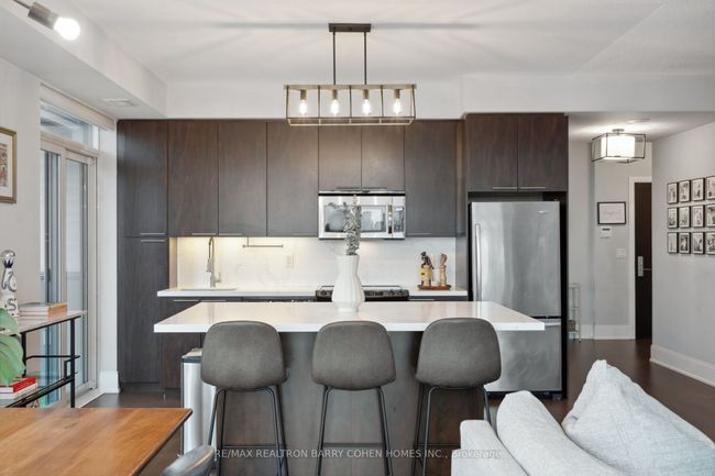 1414 - 70 Roehampton Ave, Condo with 2 bedrooms, 2 bathrooms and 1 parking in Toronto ON | Image 6