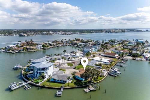 16114 5th St E, REDINGTON BEACH, FL, 33708-1616 | Card Image