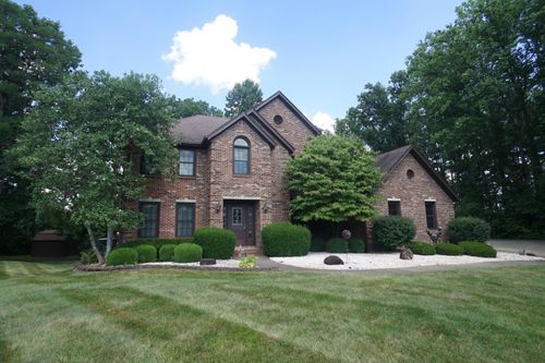 80 Hillcrest Estates Dr, Batesville, IN, 47006-9589 | Card Image