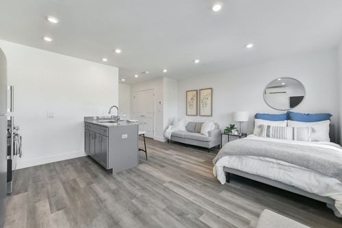 602-585 Essex St., Lynn, MA, 01902 | Card Image