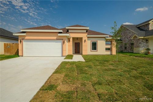 104 Justice Cir, San Benito, TX, 78586-3014 | Card Image