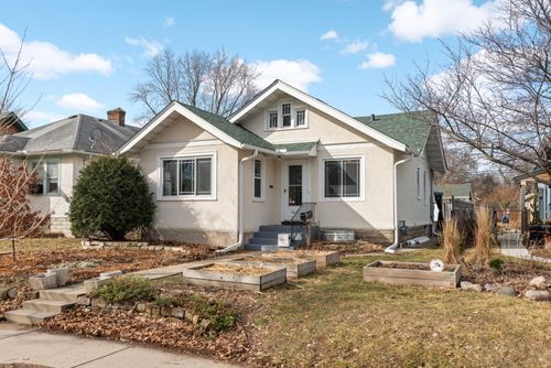 3832 42nd Ave S, Minneapolis, MN, 55406-3504 | Card Image