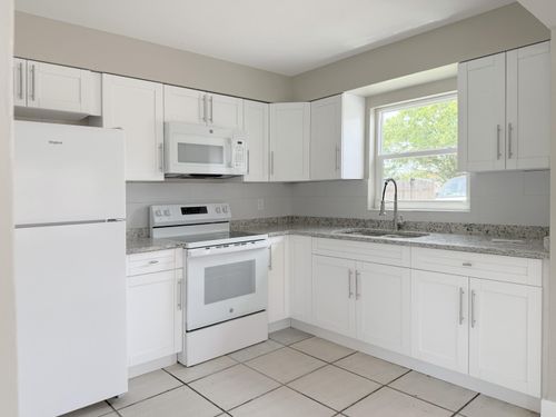2-1920 Sw 44th Avenue, Fort Lauderdale, FL, 33317 | Card Image