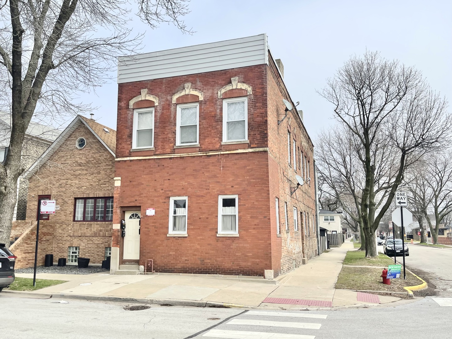 1R 3759 S Union Avenue, For Rent in Chicago Zoocasa