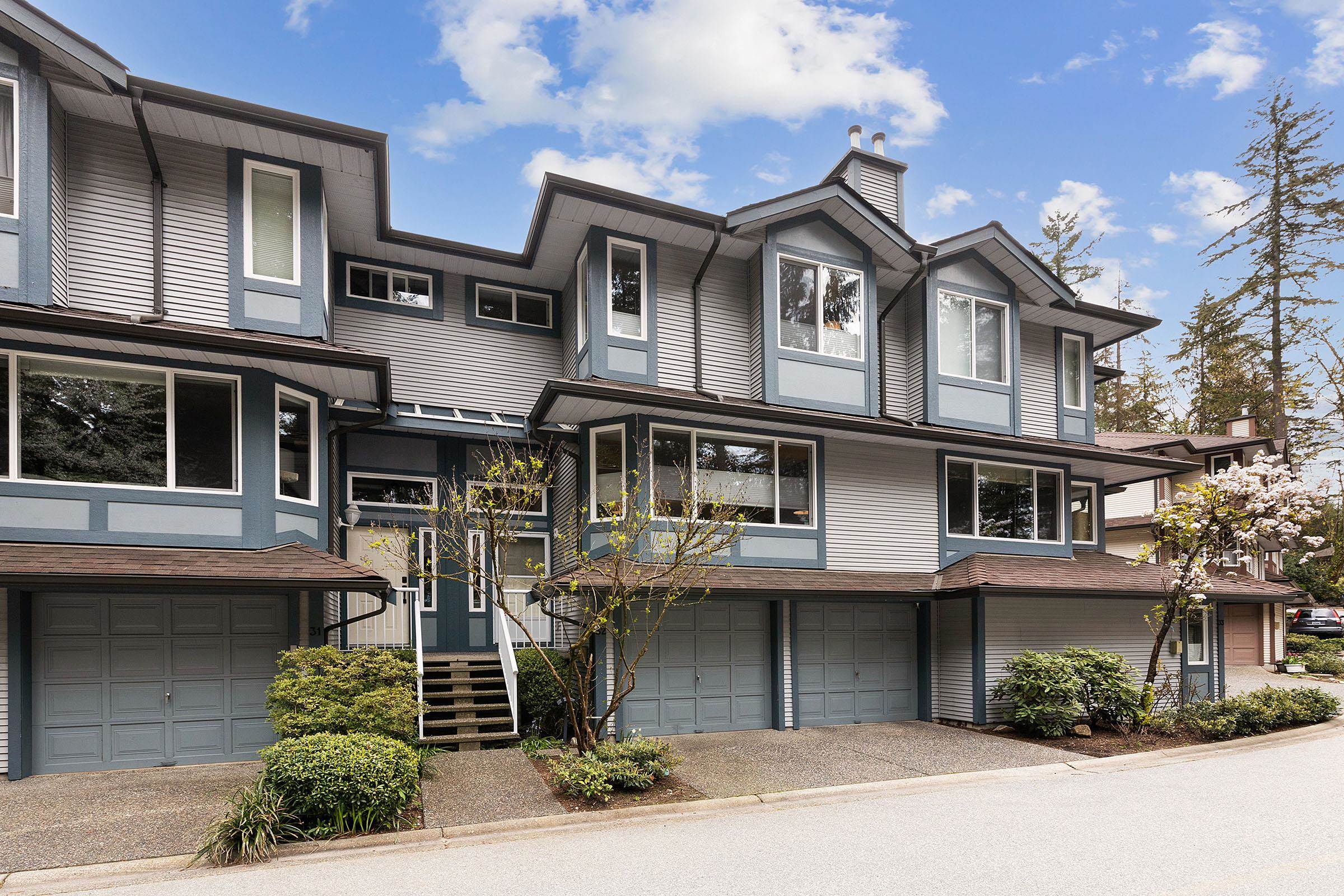 32 - 103 Parkside Drive, Townhouse with 3 bedrooms, 2 bathrooms and 3 parking in Port Moody BC | Image 1