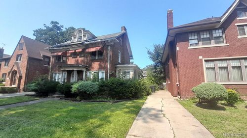2008 Longfellow St, Detroit, MI, 48206-2074 | Card Image