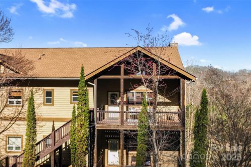 3-295 Sawgrass Dr, Whittier, NC, 28789-4517 | Card Image