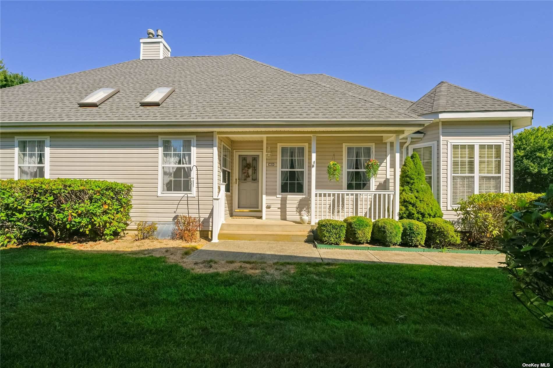 Scenic Lake Dr, Riverhead, NY 11901