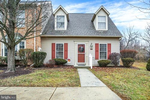 322 Woodland View Ct, HARRISBURG, PA, 17110-3938 | Card Image