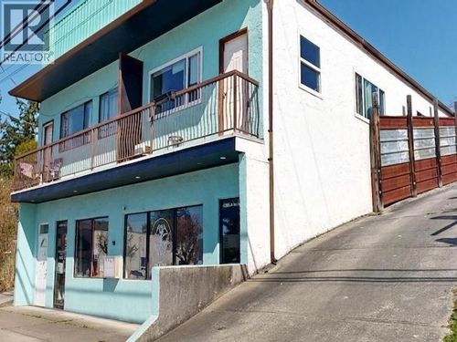 4566 Marine Ave, Powell River, BC, V8A2K4 | Card Image