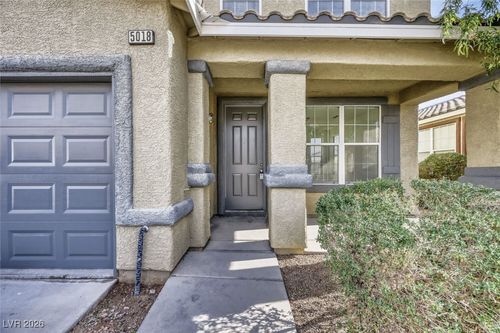 5018 Droubay Dr, Las Vegas, NV, 89122-8134 | Card Image