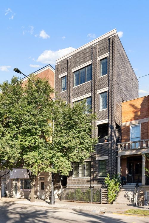 3-1142 W Diversey Pkwy, Chicago, IL, 60614-1319 | Card Image