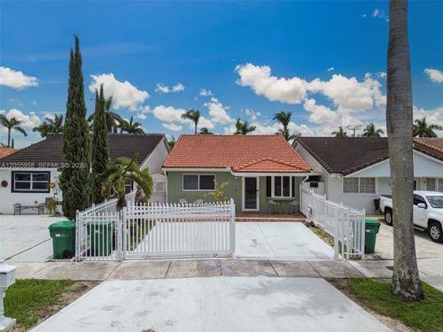 11425 Nw 88th Ct, Hialeah Gardens, FL, 33018-1965 | Card Image