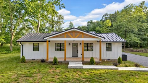 7089 Highway 41a, Pleasant View, TN, 37146-5104 | Card Image