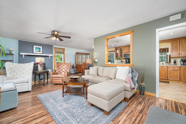 Living Room | Image 4