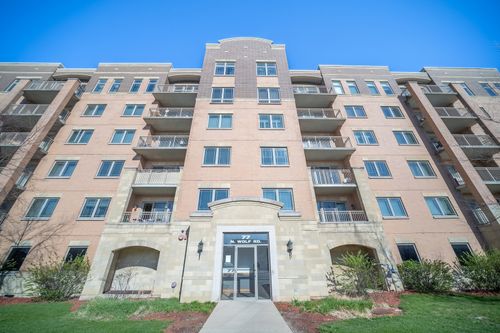 406-77 N Wolf Rd, Northlake, IL, 60164-1645 | Card Image