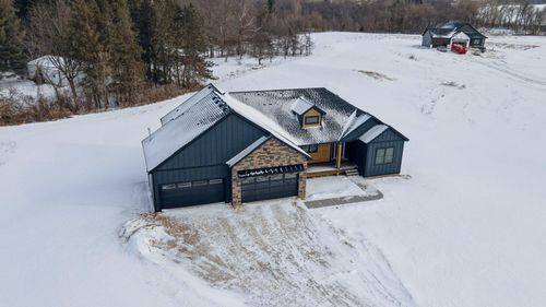 906 Acorn Ct, Hudson, WI, 54016-7994 | Card Image