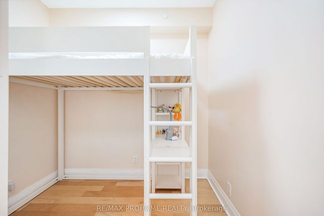213 - 21 Clairtrell Rd, Condo with 2 bedrooms, 2 bathrooms and 1 parking in Toronto ON | Image 28