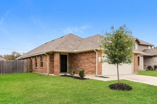 1607 Dove Cir, Ennis, TX, 75119-1739 | Card Image