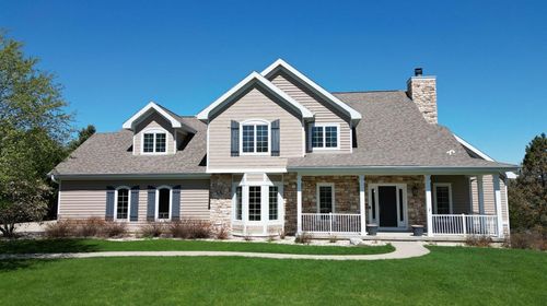 7588 Baltic Dr, Verona, WI, 53593-8004 | Card Image