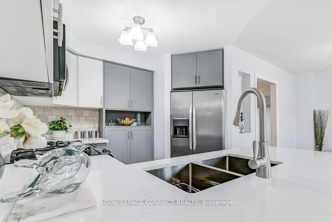 12 Harry Blaylock Dr, House attached with 4 bedrooms, 4 bathrooms and 2 parking in Markham ON | Image 20