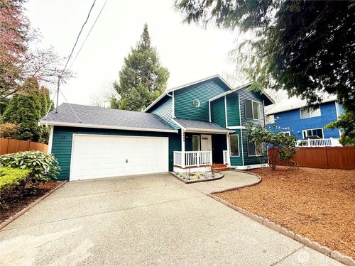 2609 Sw Holden St, Seattle, WA, 98126-3504 | Card Image