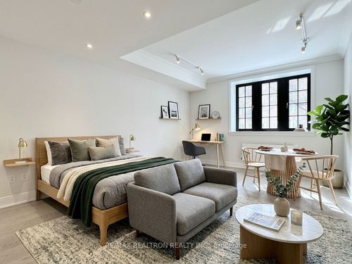 105-2 Clarendon Ave, Toronto, ON, M4V1H9 | Card Image