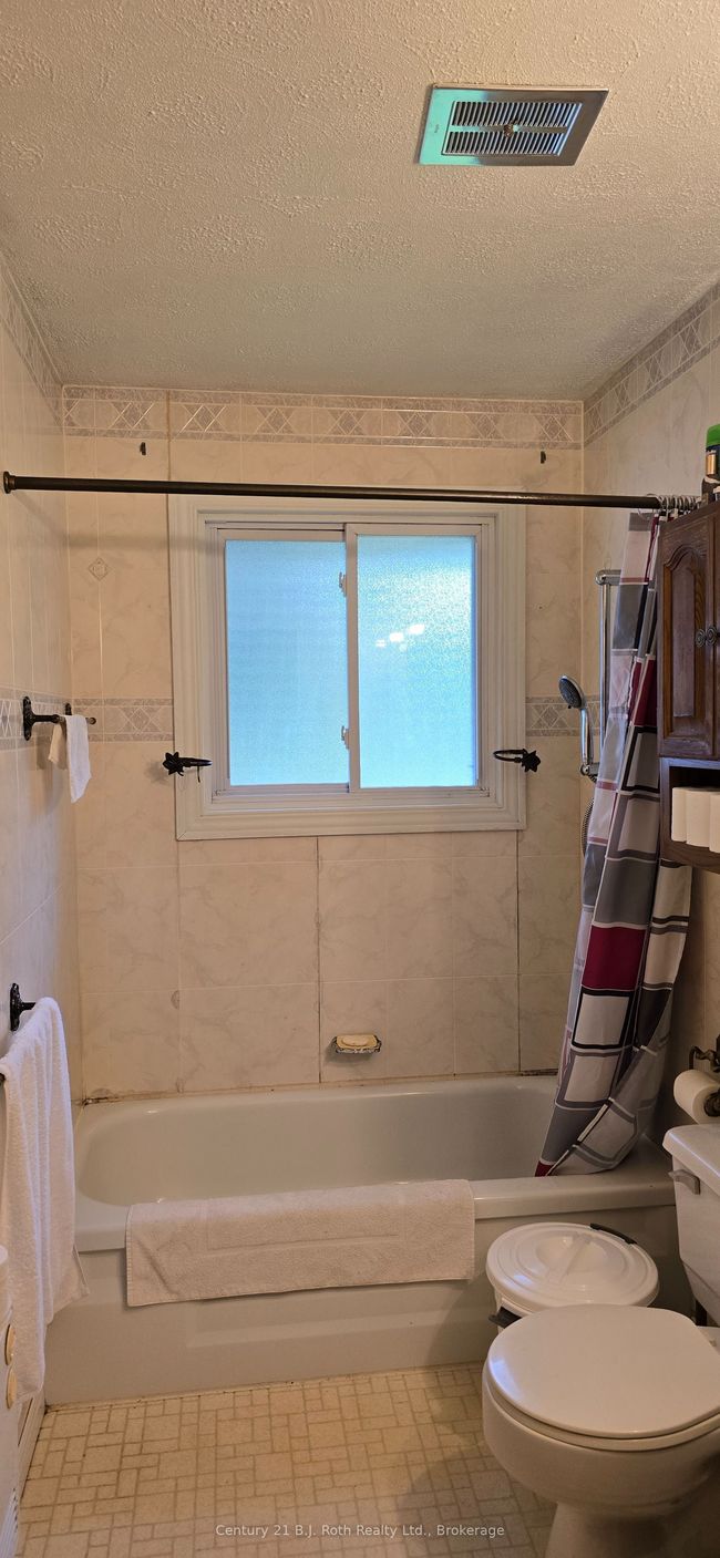 836 Lake Nipissing Rd, Home with 0 bedrooms, 1 bathrooms and null parking in Nipissing ON | Image 41