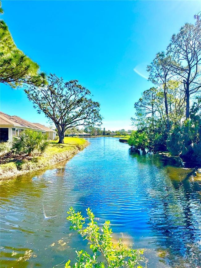 98 - 5138 Willow Links, Condo with 2 bedrooms, 2 bathrooms and null parking in SARASOTA FL | Image 33