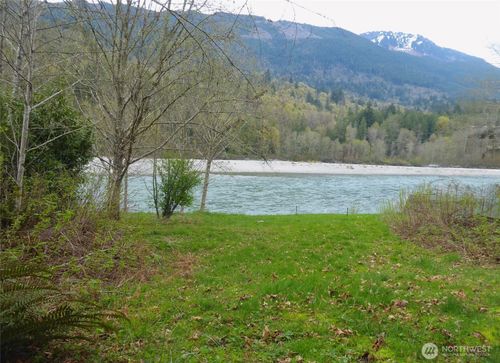9369 Colony Ln, Concrete, WA, 98237 | Card Image