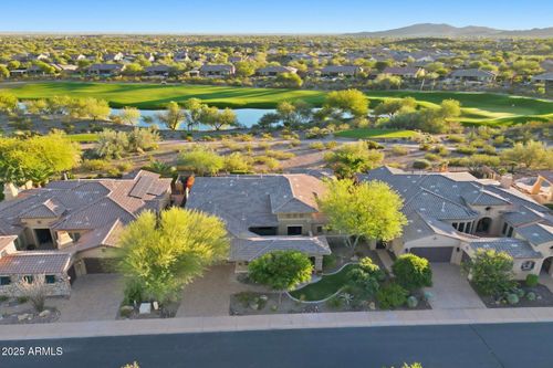 12793 W Oyer Ln, Peoria, AZ, 85383-8227 | Card Image