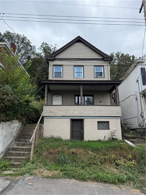 329 Stadium St, Pittsburgh, PA, 15204-1433 | Card Image