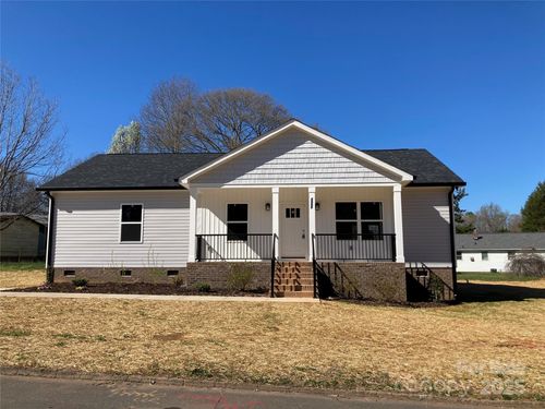 2037 Powerline Dr, Gastonia, NC, 28054-2943 | Card Image