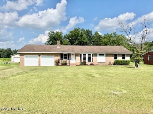 124 Billy Hudson Rd, Jacksonville, NC, 28540-8720 | Card Image