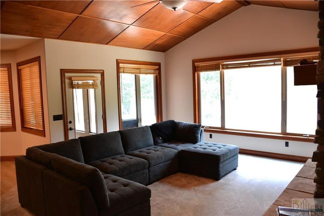 581 River Bend Road, House other with 4 bedrooms, 4 bathrooms and null parking in Fort Smith MT | Image 13