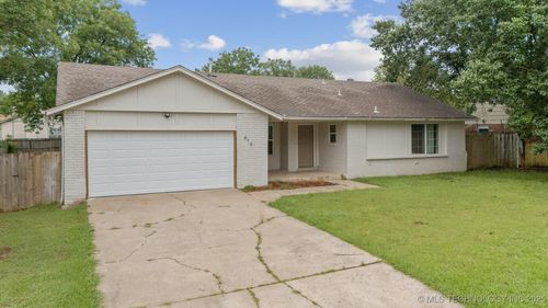 816 Birmingham St, Broken Arrow, OK, 74011-3033 | Card Image